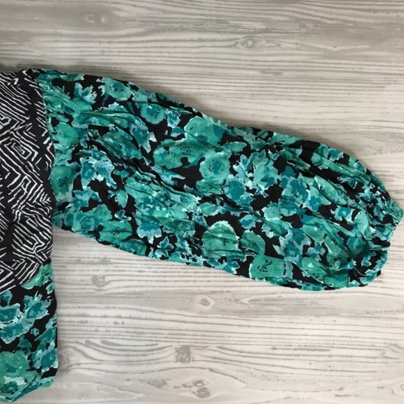 NWT VOLCOM Mixed Media Print Kimono Swim Coverup Sz XS - Picture 6 of 8